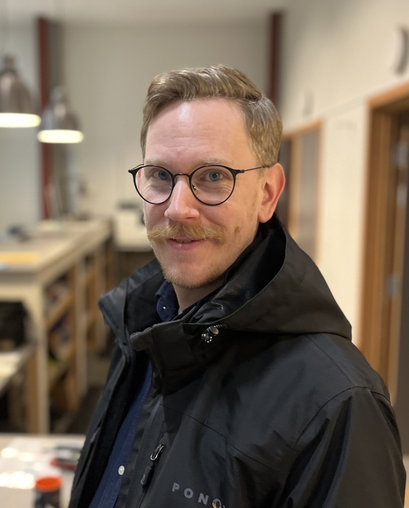 Robert Veiler, Försäljning